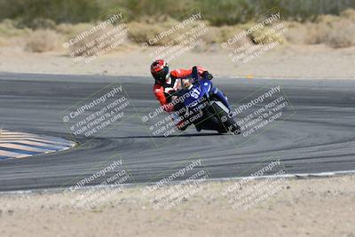 media/Nov-16-2025-Race Pace (Sun) [[8c5fa54630]]/Non Verified Riders (1st 20 Minutes)/2-Turn 10 (1010am)/